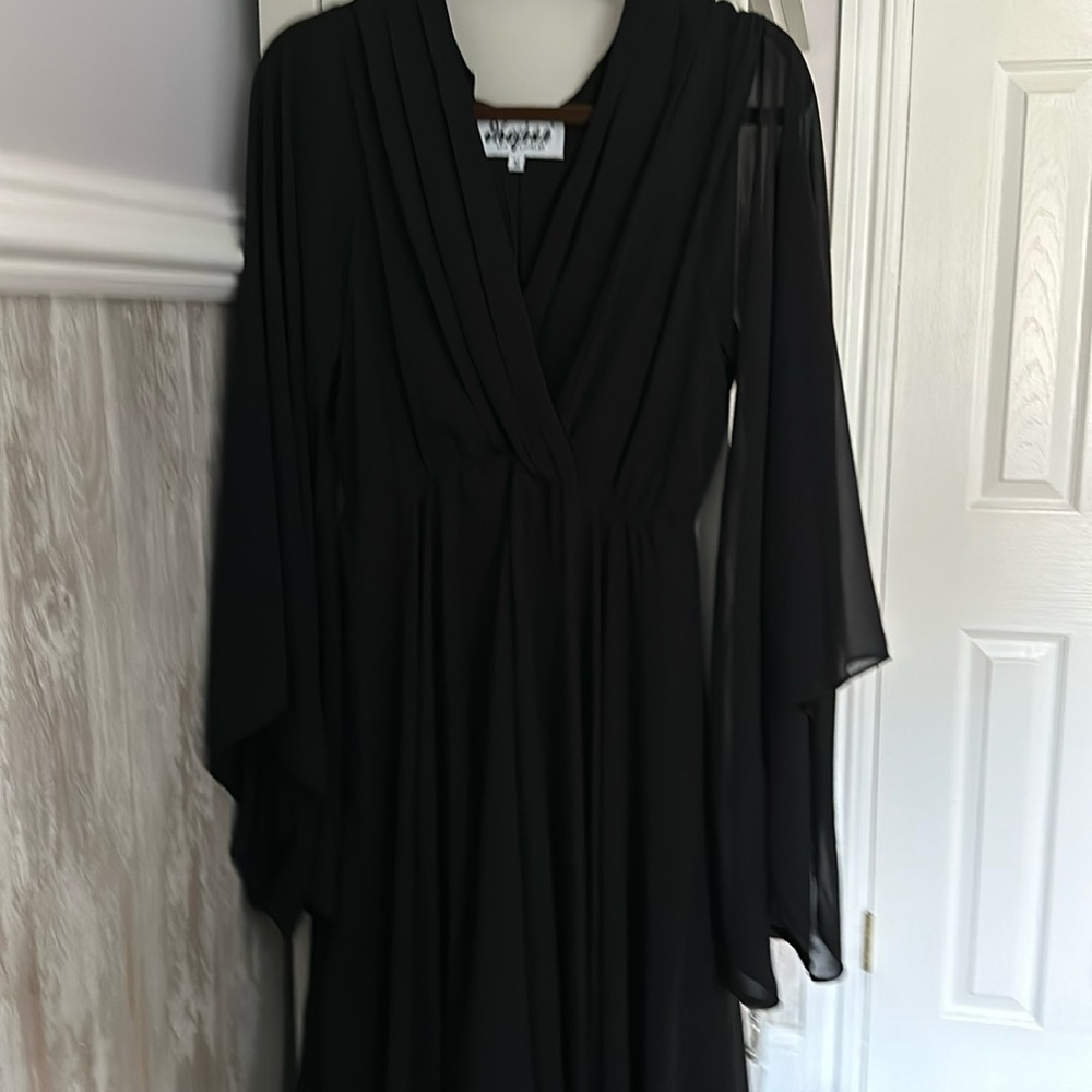 Flowy black dress